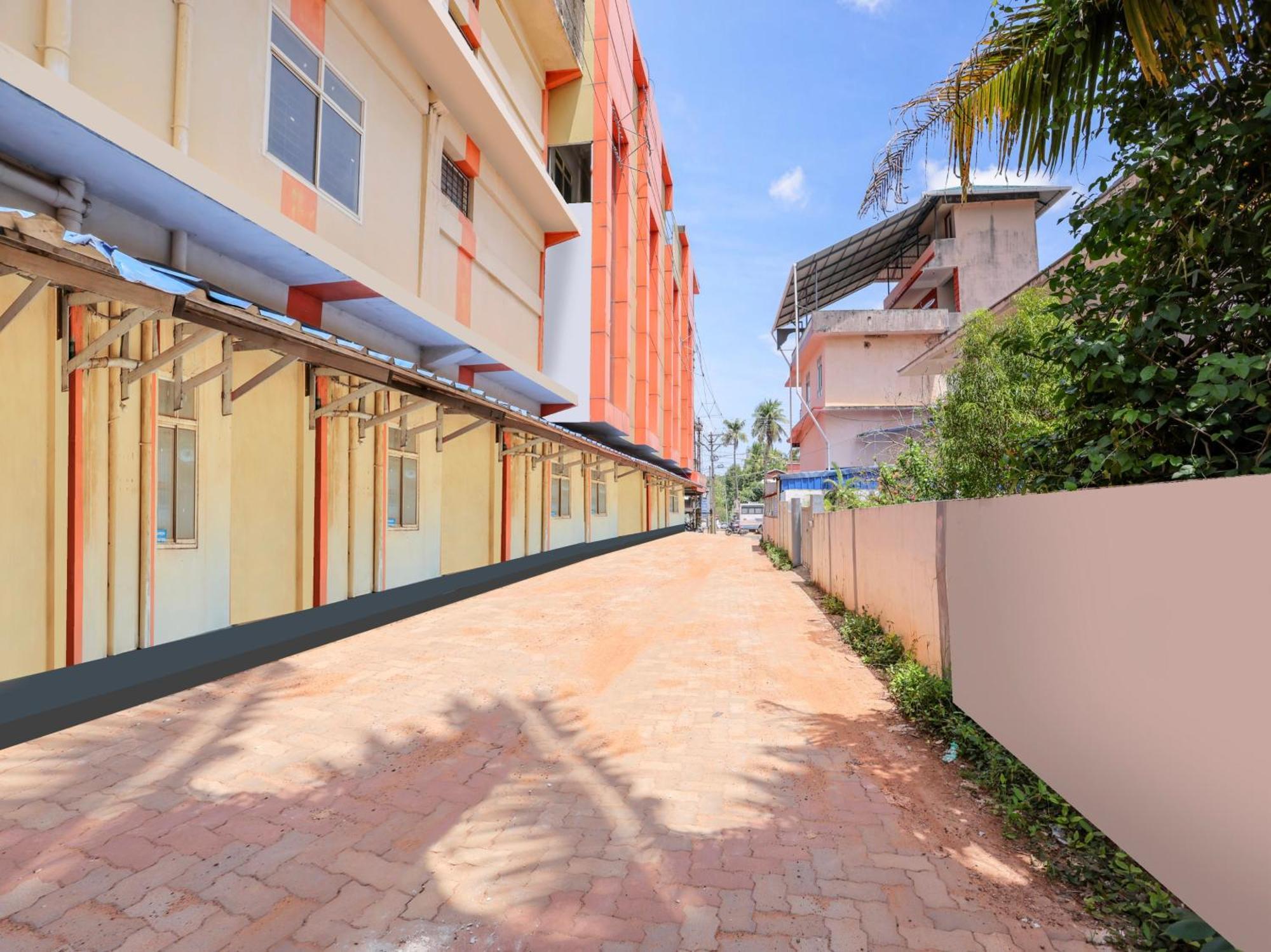 Hotel O Nila Tourist Home Thiruvananthapuram Eksteriør billede