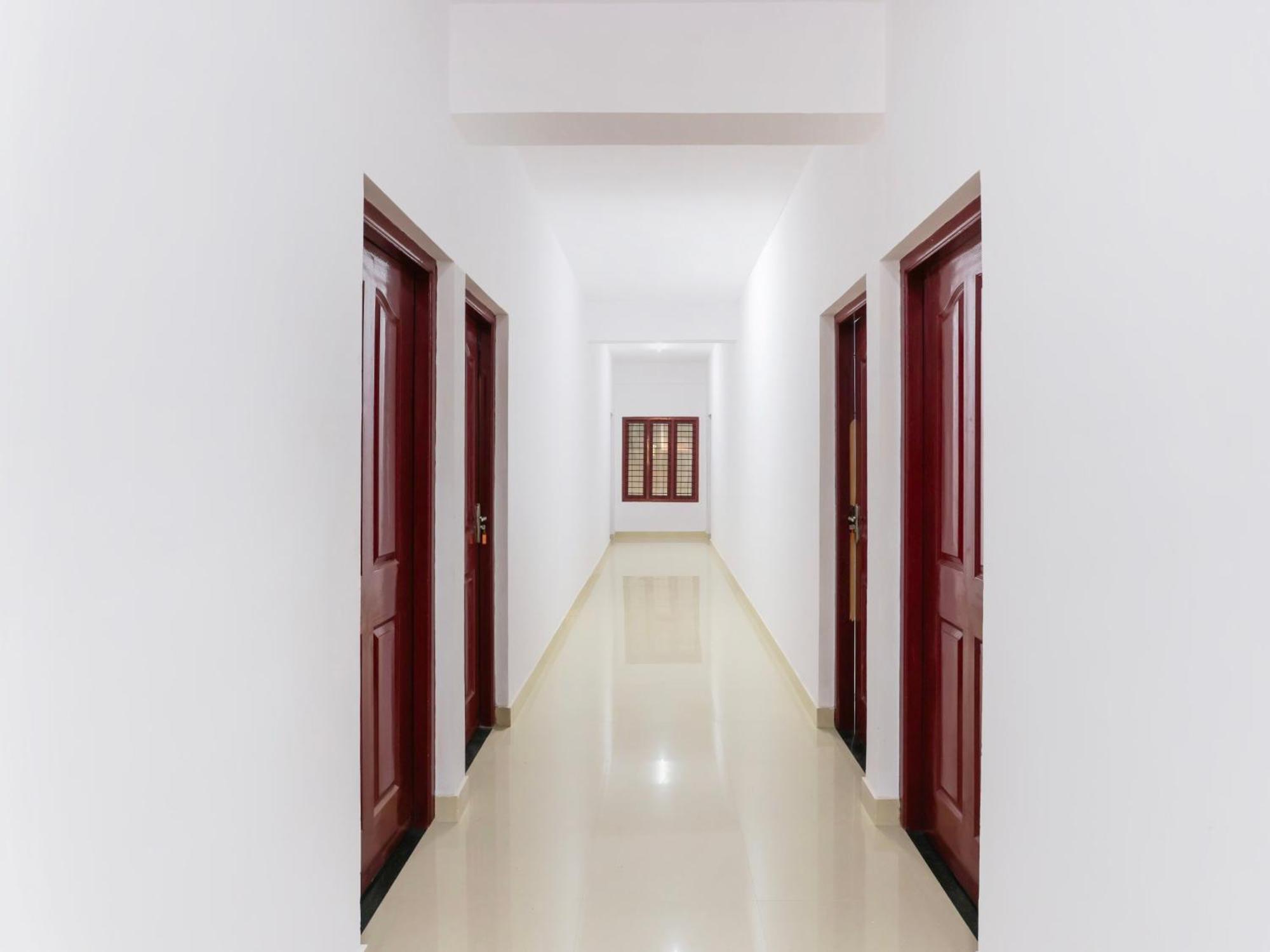 Hotel O Nila Tourist Home Thiruvananthapuram Eksteriør billede